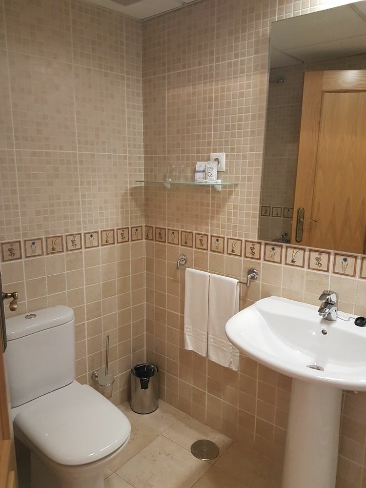 Hostal El Rastro Ávila Εξωτερικό φωτογραφία