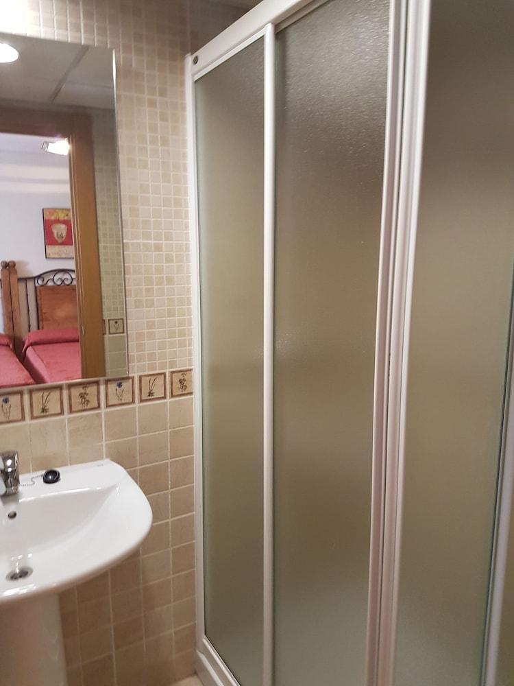 Hostal El Rastro Ávila Εξωτερικό φωτογραφία